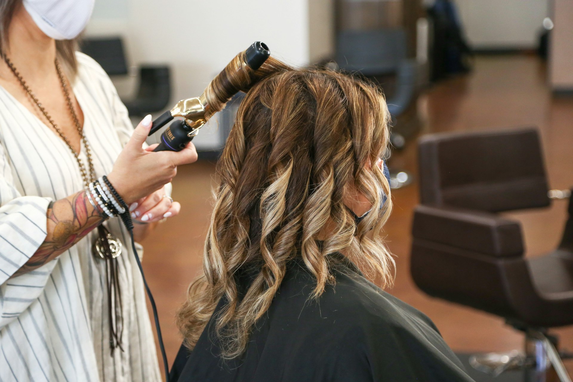 Coloration im Salon